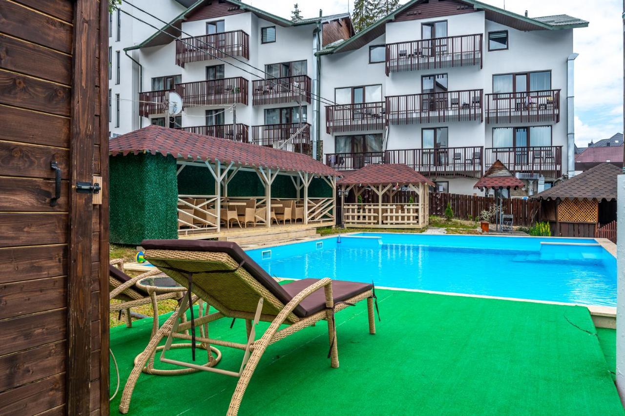 Марина Hotel Bukovel Eksteriør billede
