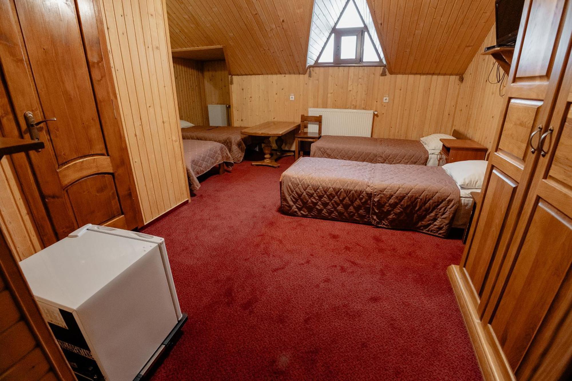 Марина Hotel Bukovel Eksteriør billede