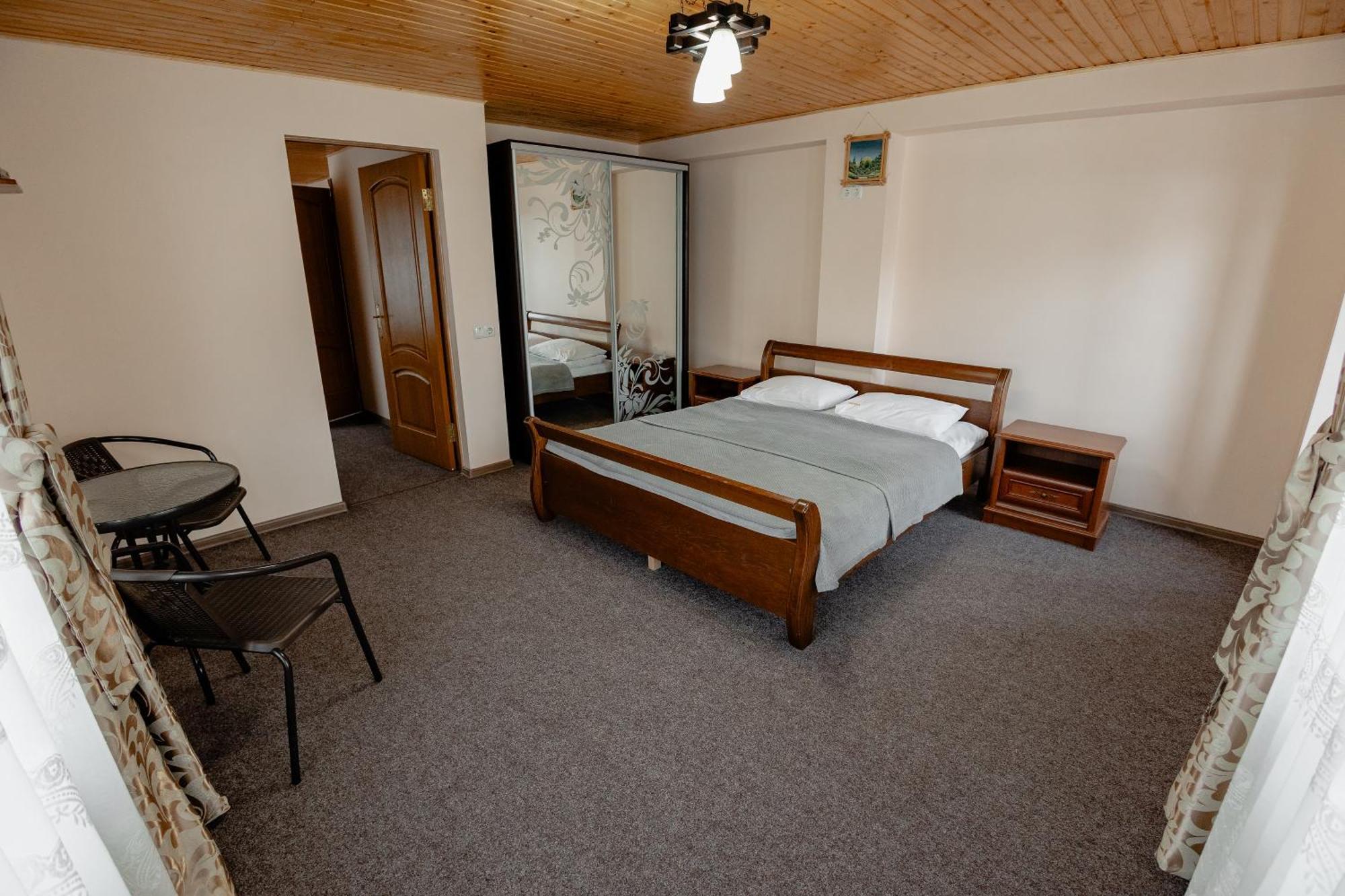 Марина Hotel Bukovel Eksteriør billede