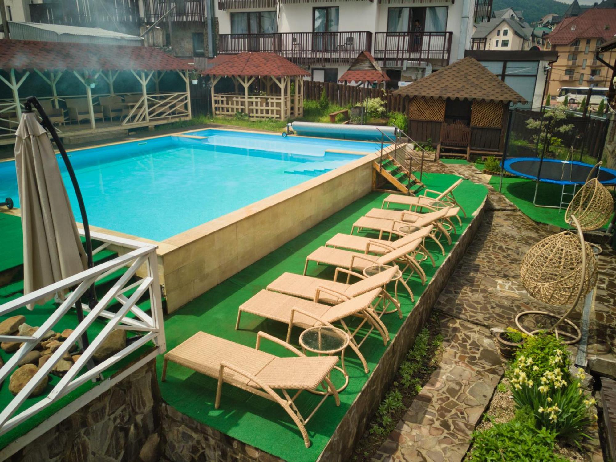 Марина Hotel Bukovel Eksteriør billede